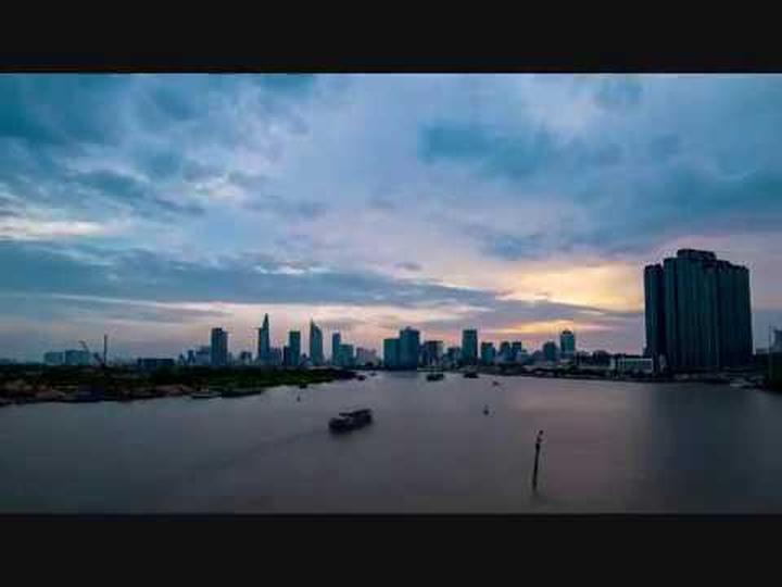 4 kiểu áo không thể thiếu - Cảm hứng video marketing từ Hotspot Matrix