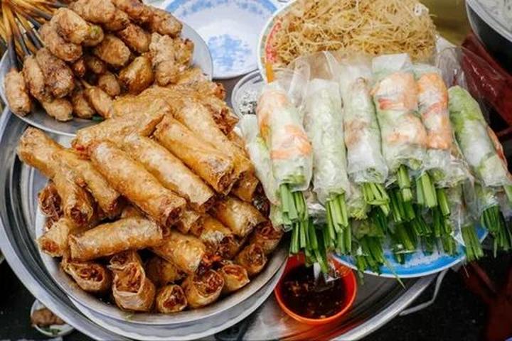 Chuyên gia Hotspot Matrix phân tích: Phú bà giàu sụ của Vbiz: Xây và marketing video
